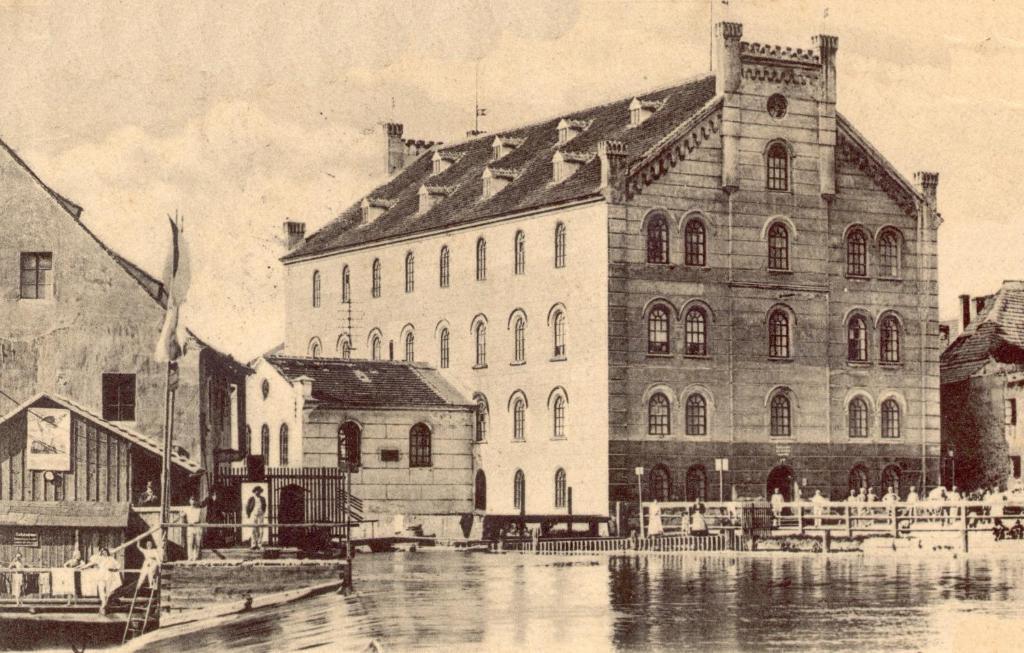 Hotel Budweis Екстериор снимка